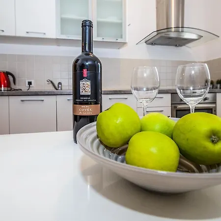 Petra Apartman *